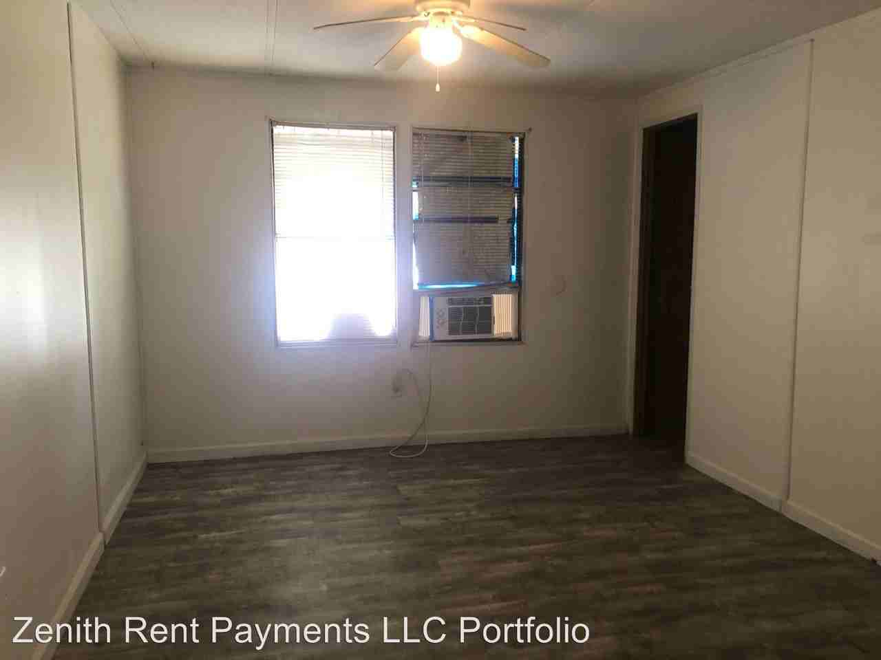 11763 Venetian Avenue - Photo 2 of 5