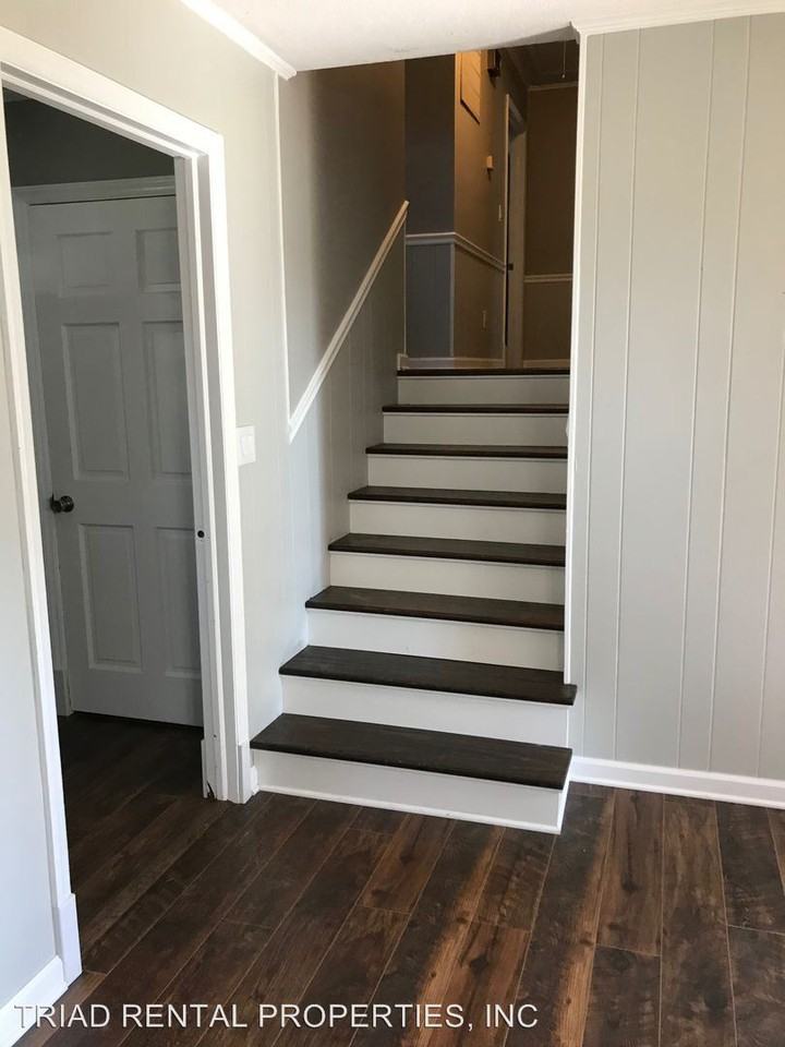 6152 Gravel Hill Rd - Photo 2 of 14