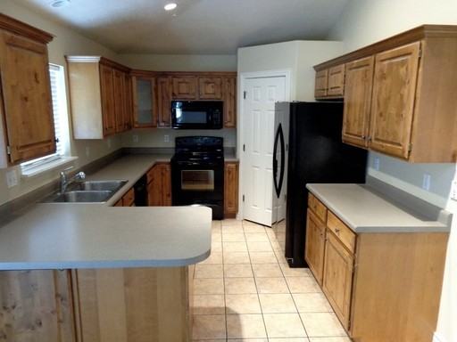 465 W 1780 N St - Photo 3 of 14