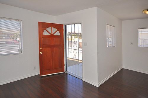 1625 Kraft St - Photo 2 of 23