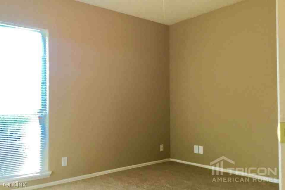 5223 Tom Stafford Drive - Photo 3 of 4