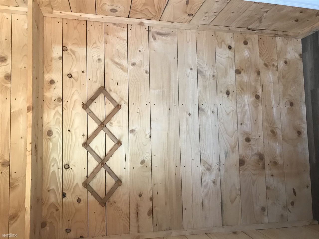 2600 W Bellevue Rd - Photo 2 of 22