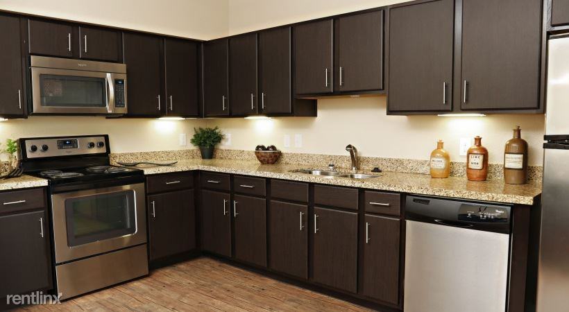 2326 S Congress Ave - Photo 3 of 6