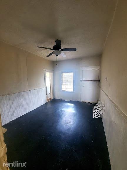 2311 T St - Photo 2 of 9