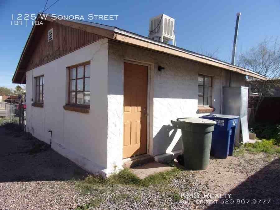 1225 W Sonora Street - Photo 3 of 30