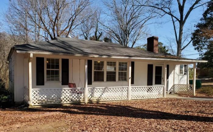 4843 Happy Hollow Road - Photo 2 of 23