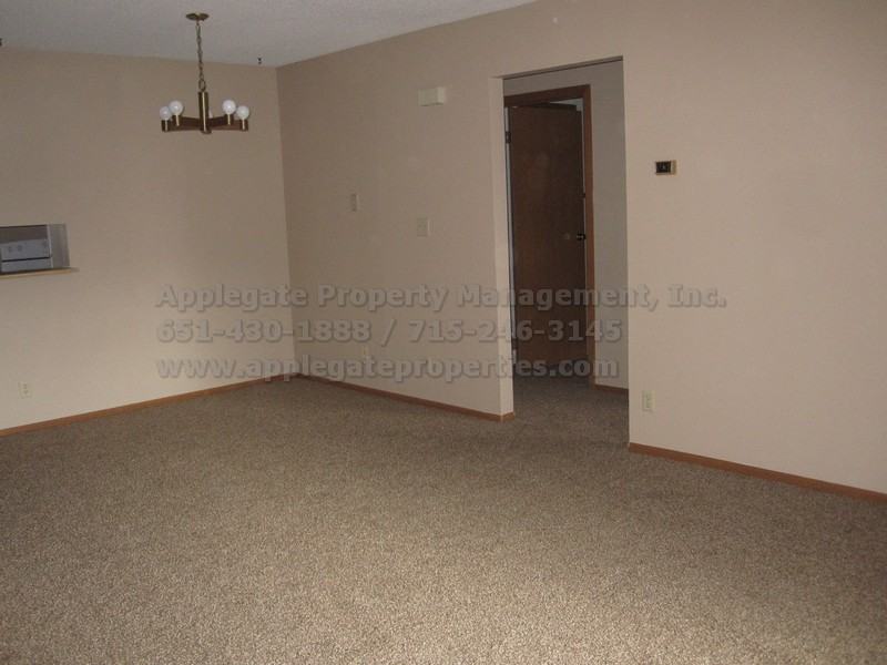 325 W 9Th St - Photo 3 of 19