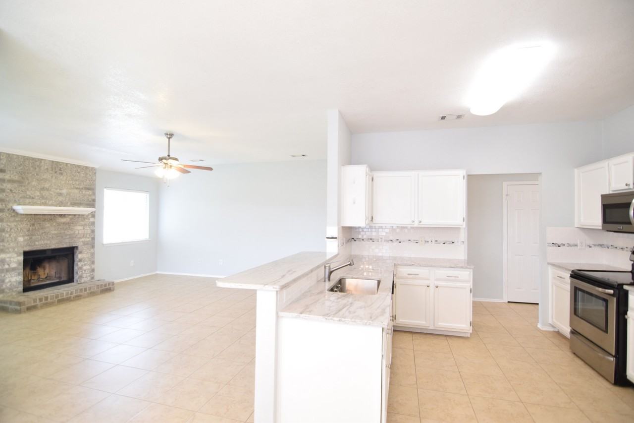 4305 Rifle Dr - Photo 6 of 21