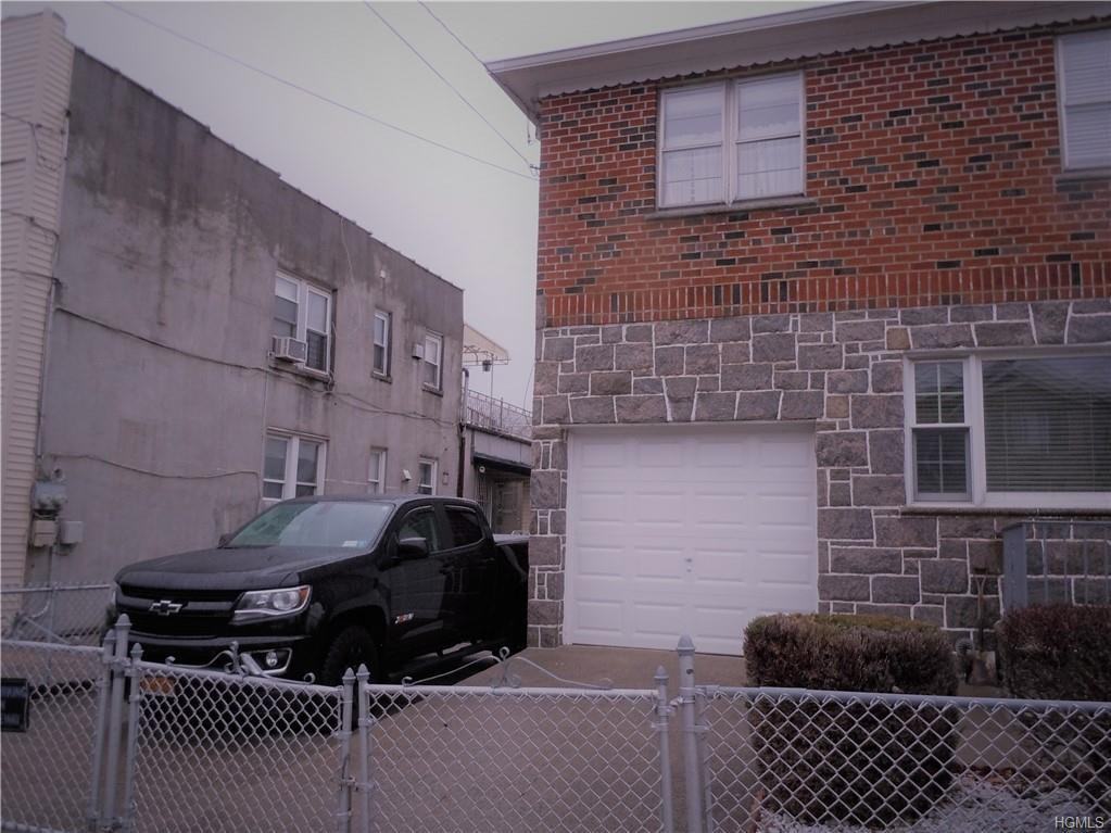 745 Quincy Avenue - Photo 2 of 19