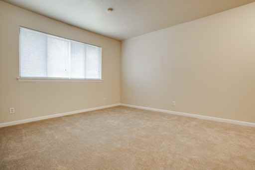 407 Vine St - Photo 3 of 26