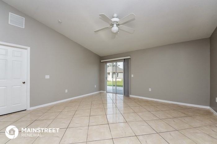 1740 Minnow Ct - Photo 3 of 16