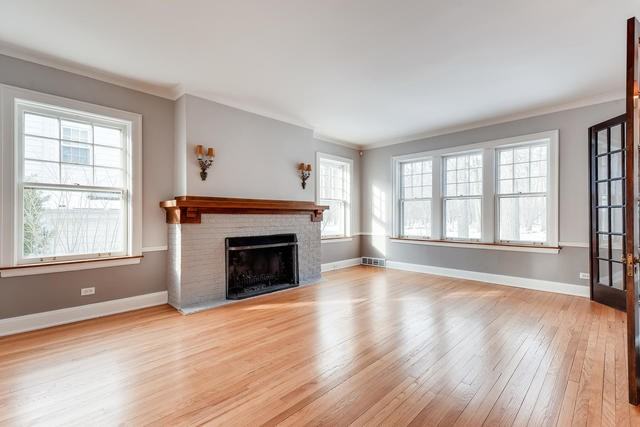 1007 Thatcher - Photo 2 of 22