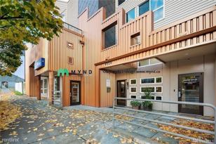 4020 Aurora Ave N Unit 201  