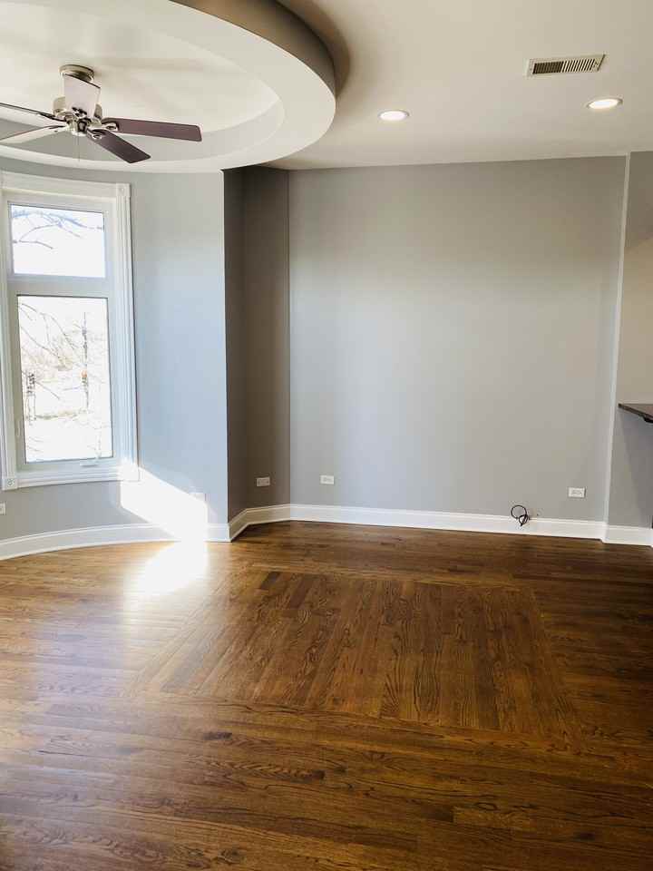 4111 South Indiana Avenue #2 - Photo 3 of 18