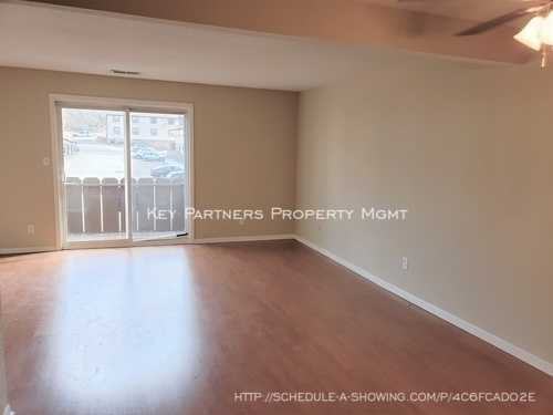 6212 Robinson - Photo 3 of 10