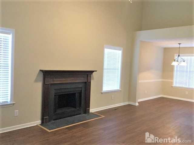1920 Treeview Ct - Photo 3 of 19