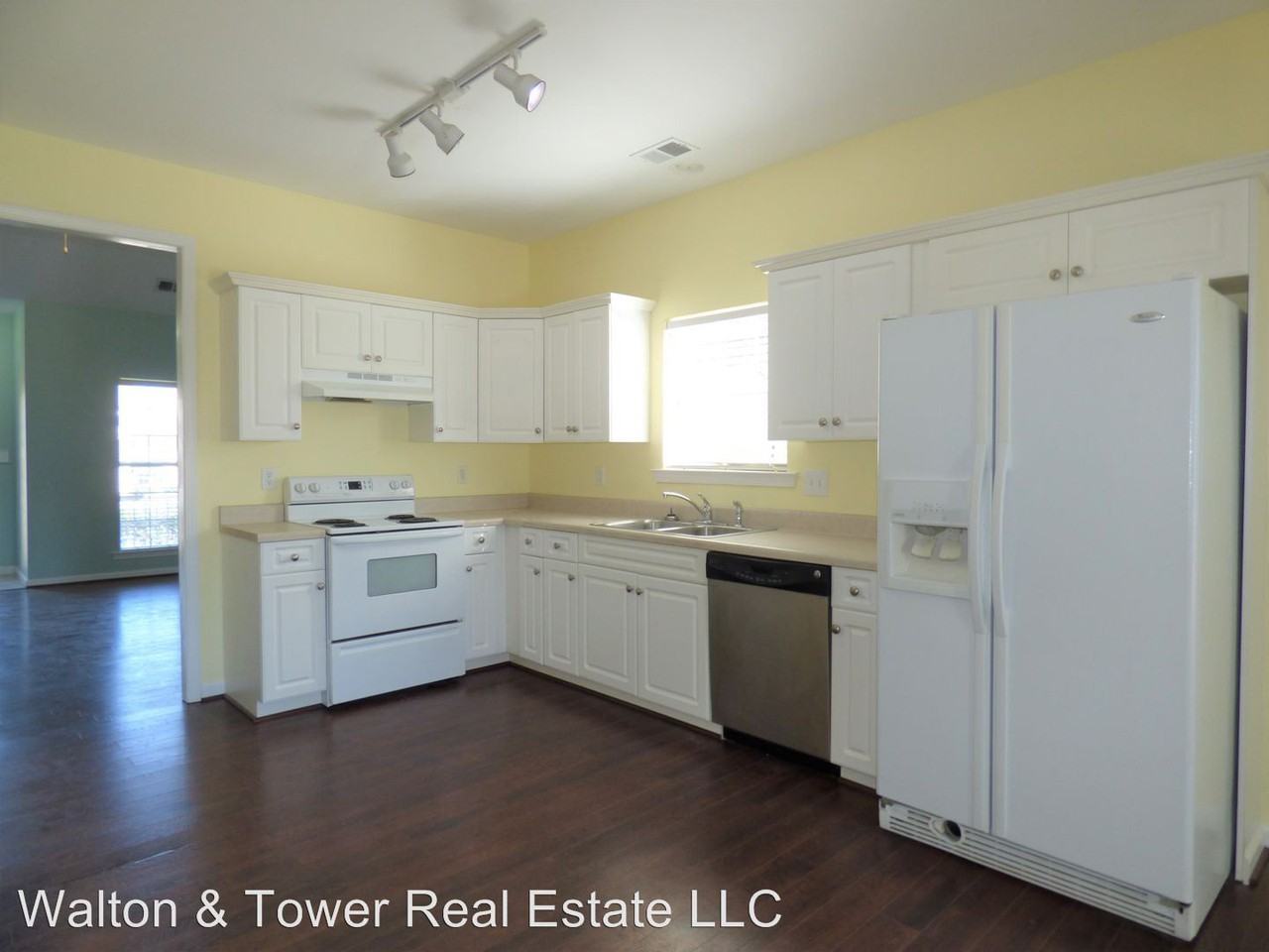 115 Charlton Ln - Photo 3 of 10