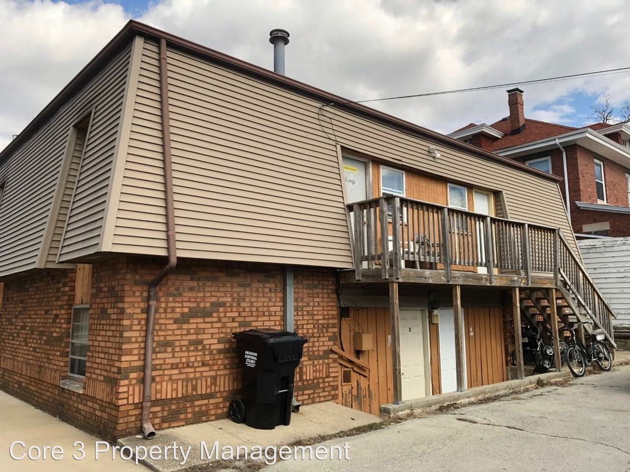 707 E Douglas St - Photo 2 of 7