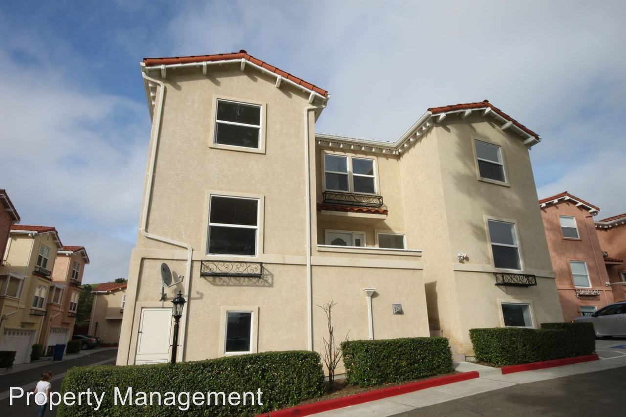 302 Hoffman St - Photo 3 of 16