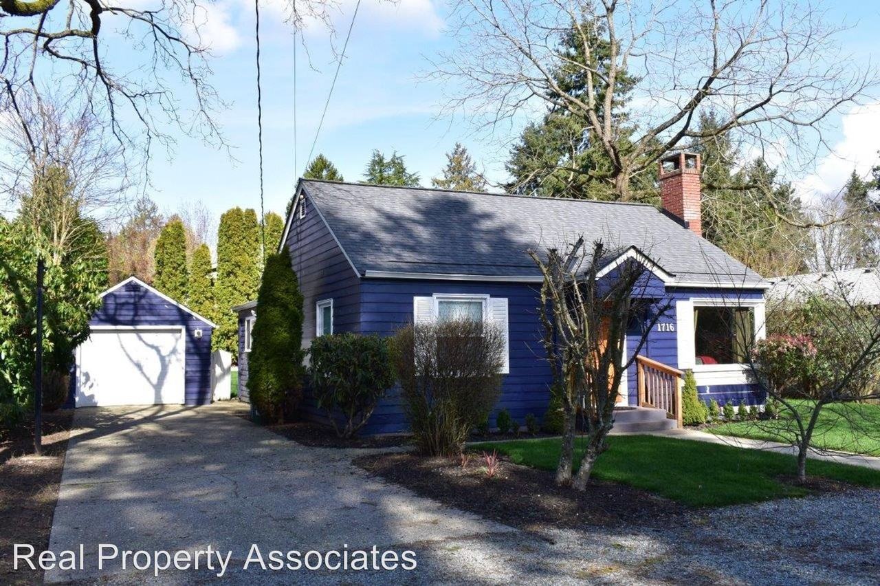 1716 Ne 115th St - Photo 2 of 18