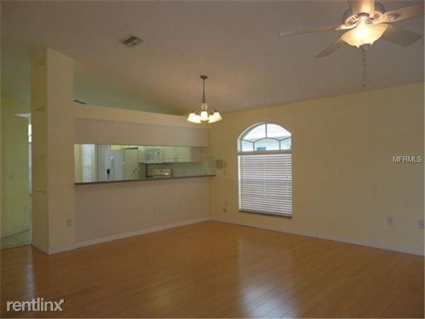 8521 Floradora Dr - Photo 3 of 10