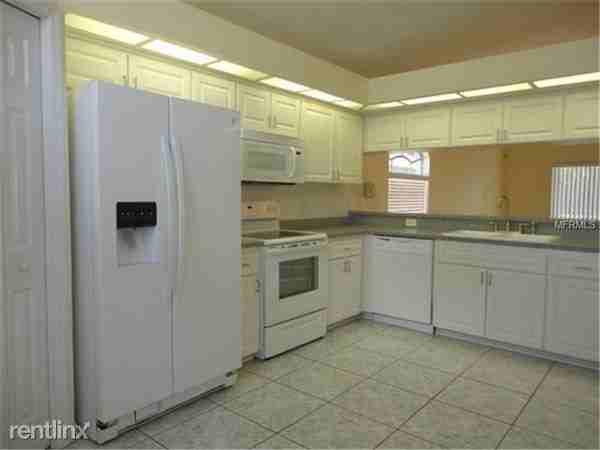 8521 Floradora Dr - Photo 2 of 10