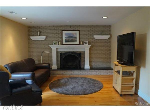 1973 Welch Rd - Photo 2 of 13