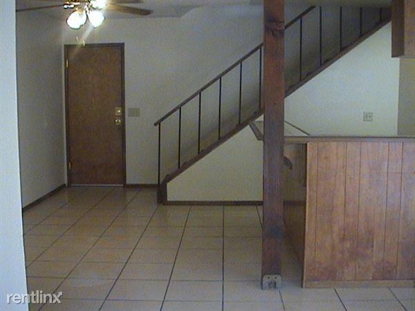4029 Lorraine Dr #C - Photo 2 of 24
