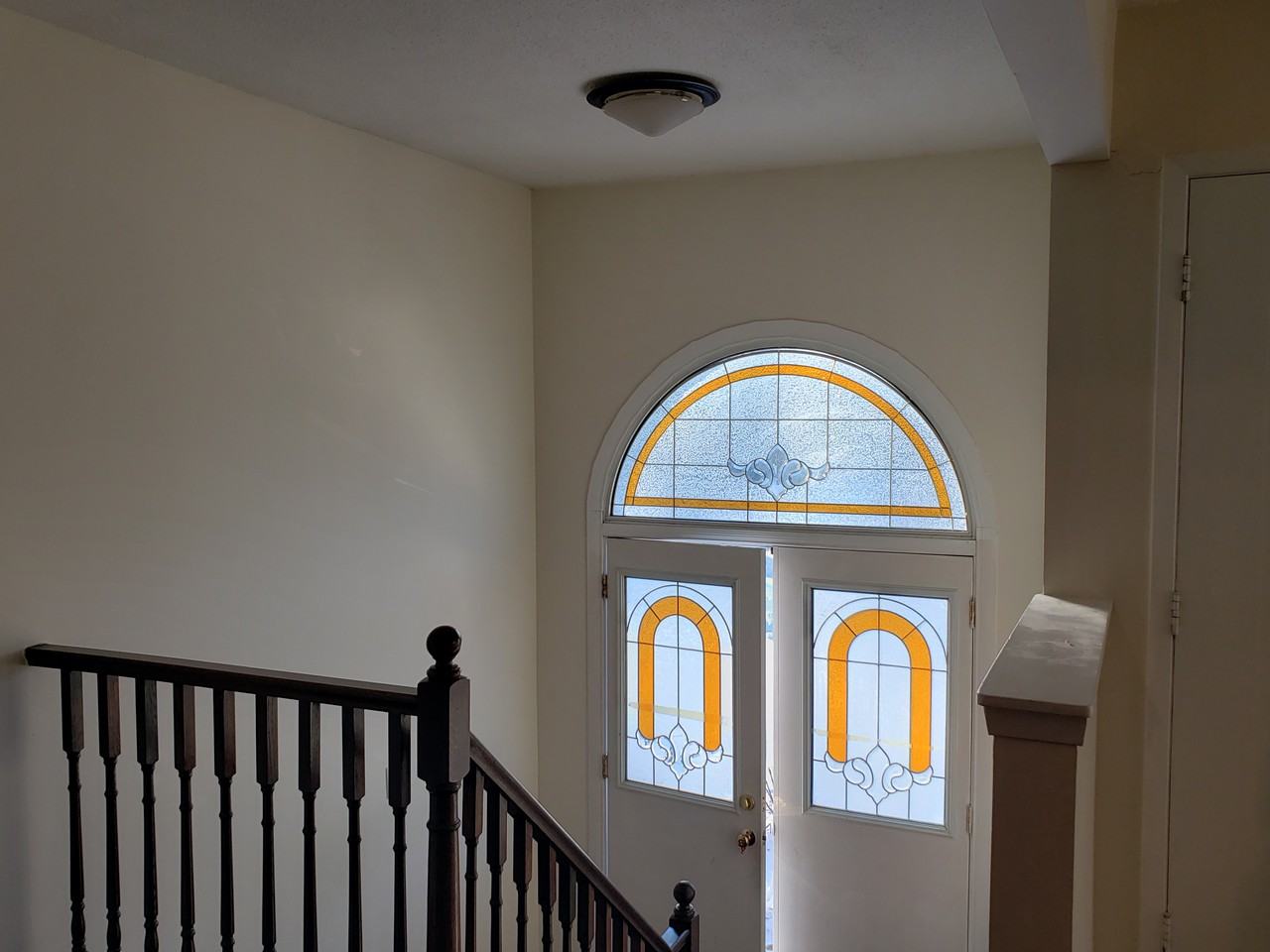 114 Sexton Crescent - Photo 3 of 11