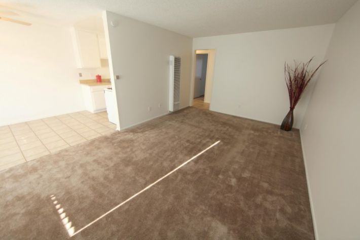 Charleston Gardens - Photo 2 of 9