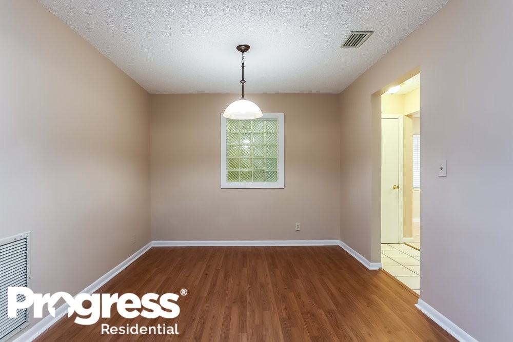 9448 Nw 4th St - Photo 3 of 13