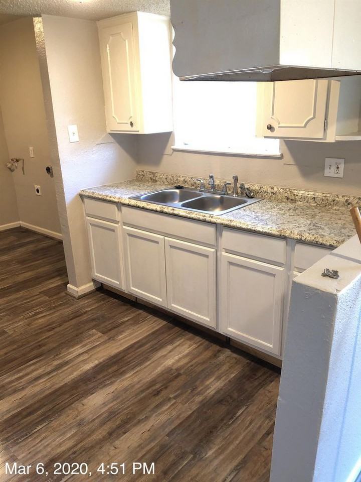 206 Beaver Bend Road - Photo 3 of 12