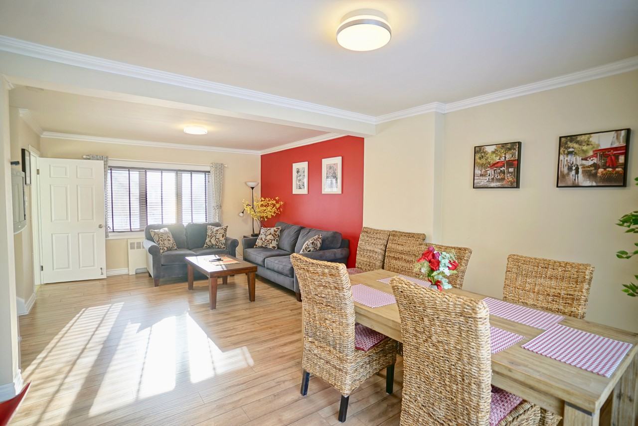1305 Rue Crevier - Photo 3 of 23