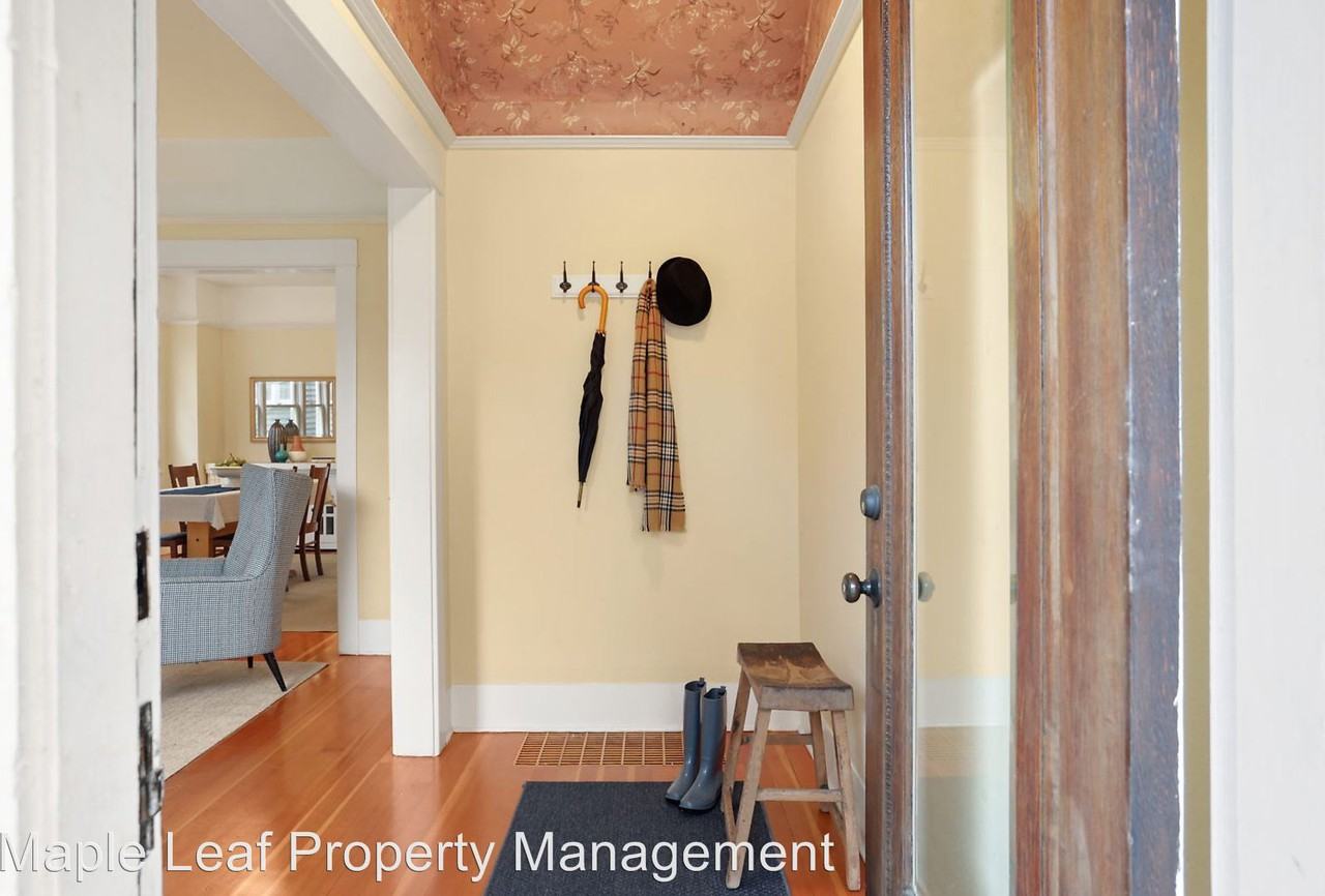 2125 6th Ave W - Photo 2 of 22