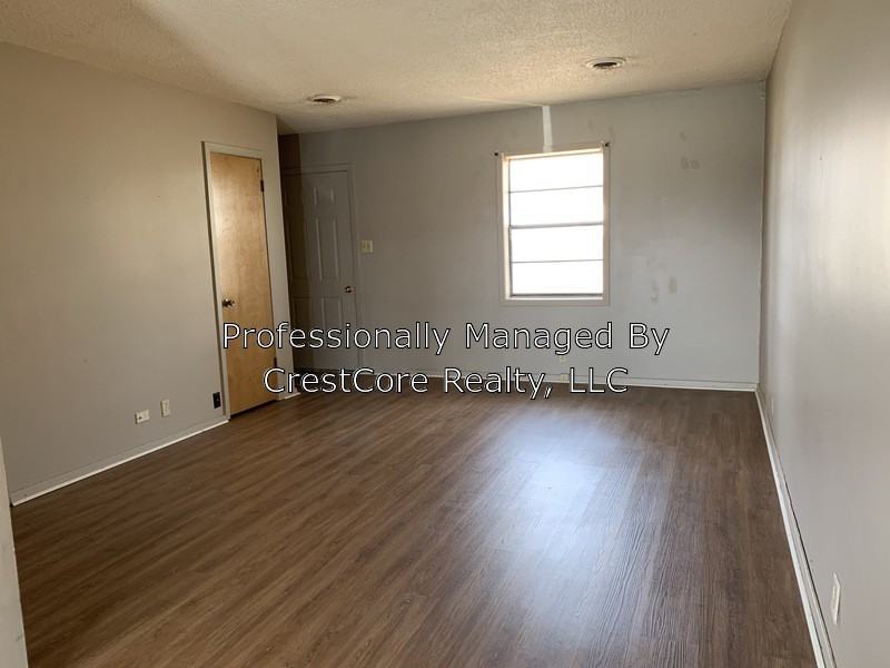 110-130 Mccullough Ave - 122 Ll #122LL - Photo 3 of 6