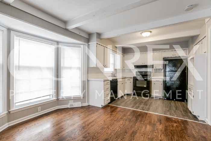 15001 East 39 Terrace South - Photo 3 of 9