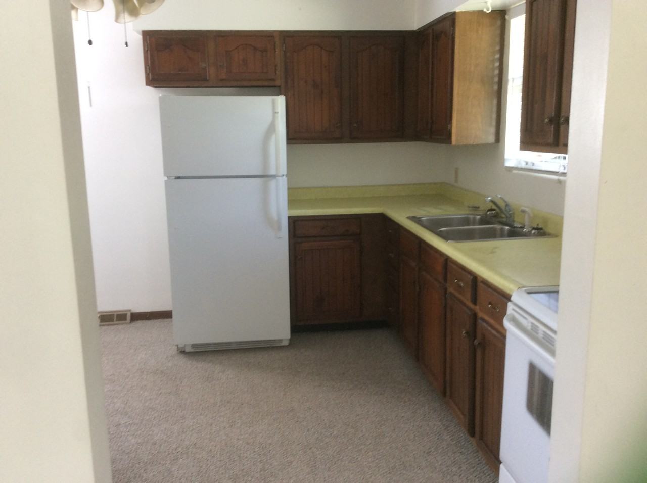 44242 Main Street 3 44242 Main Street 3