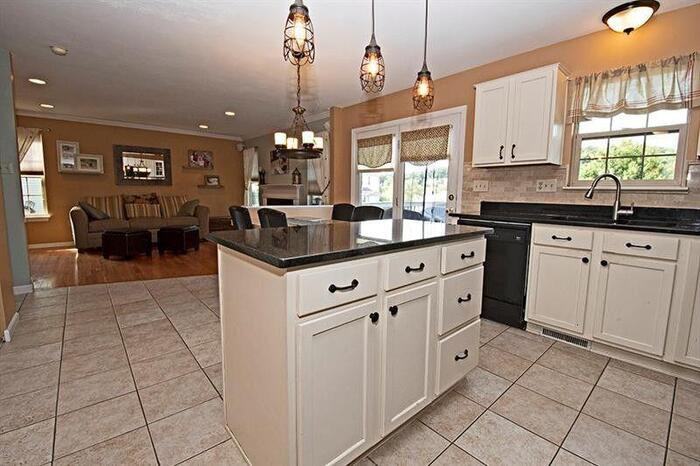 6755 Old Mars Crider Road - Photo 3 of 19