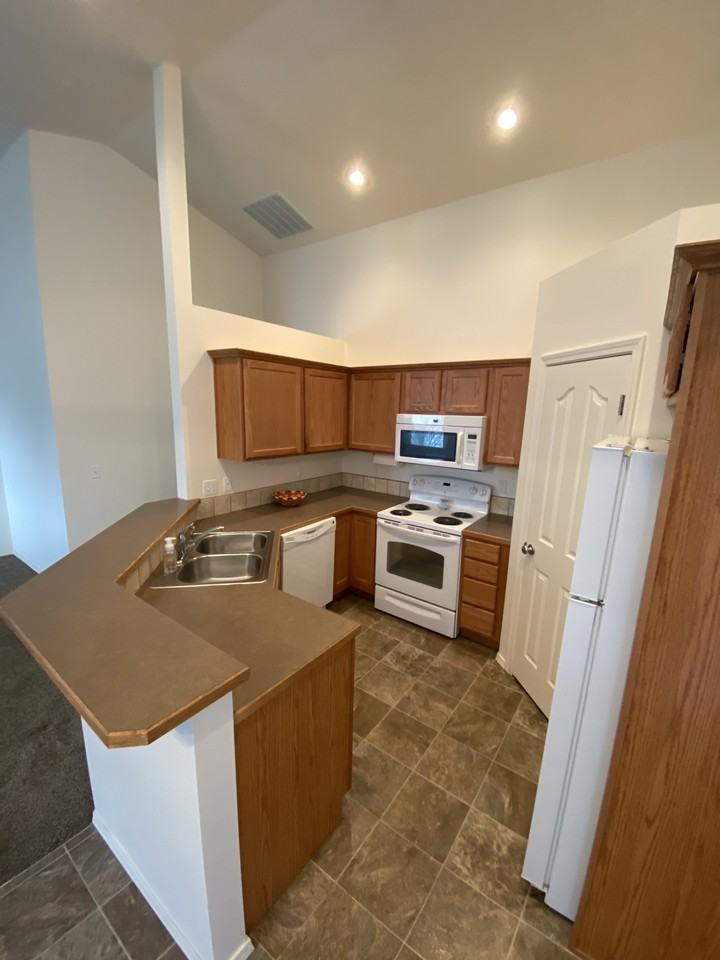 1705 Checola Street - Photo 2 of 6