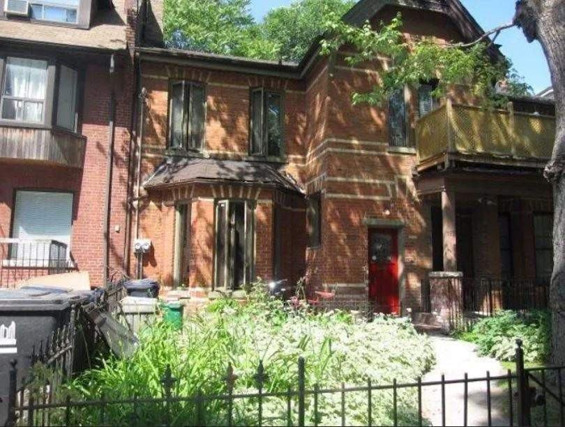 190 Seaton - Photo 2 of 17