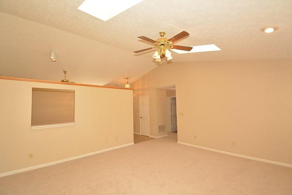 12036 Pepperwood Dr - Photo 3 of 26