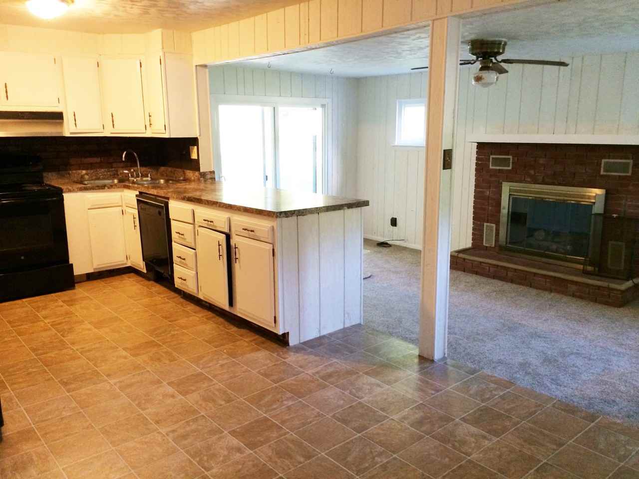 5168 Russet Dr - Photo 2 of 10