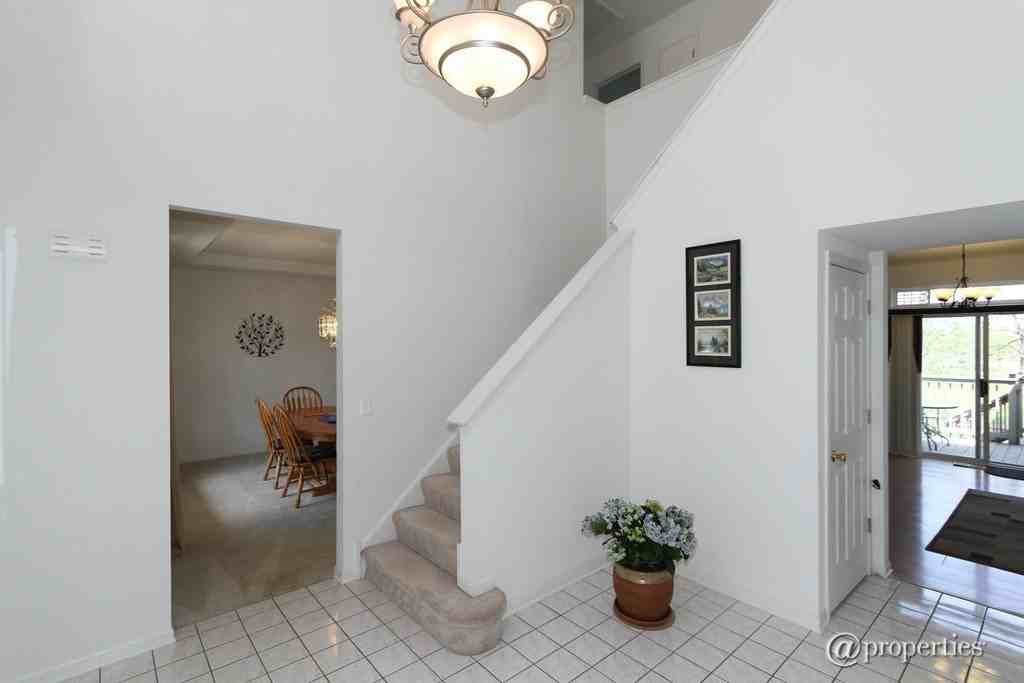 1044 Angle Tarn - Photo 3 of 27