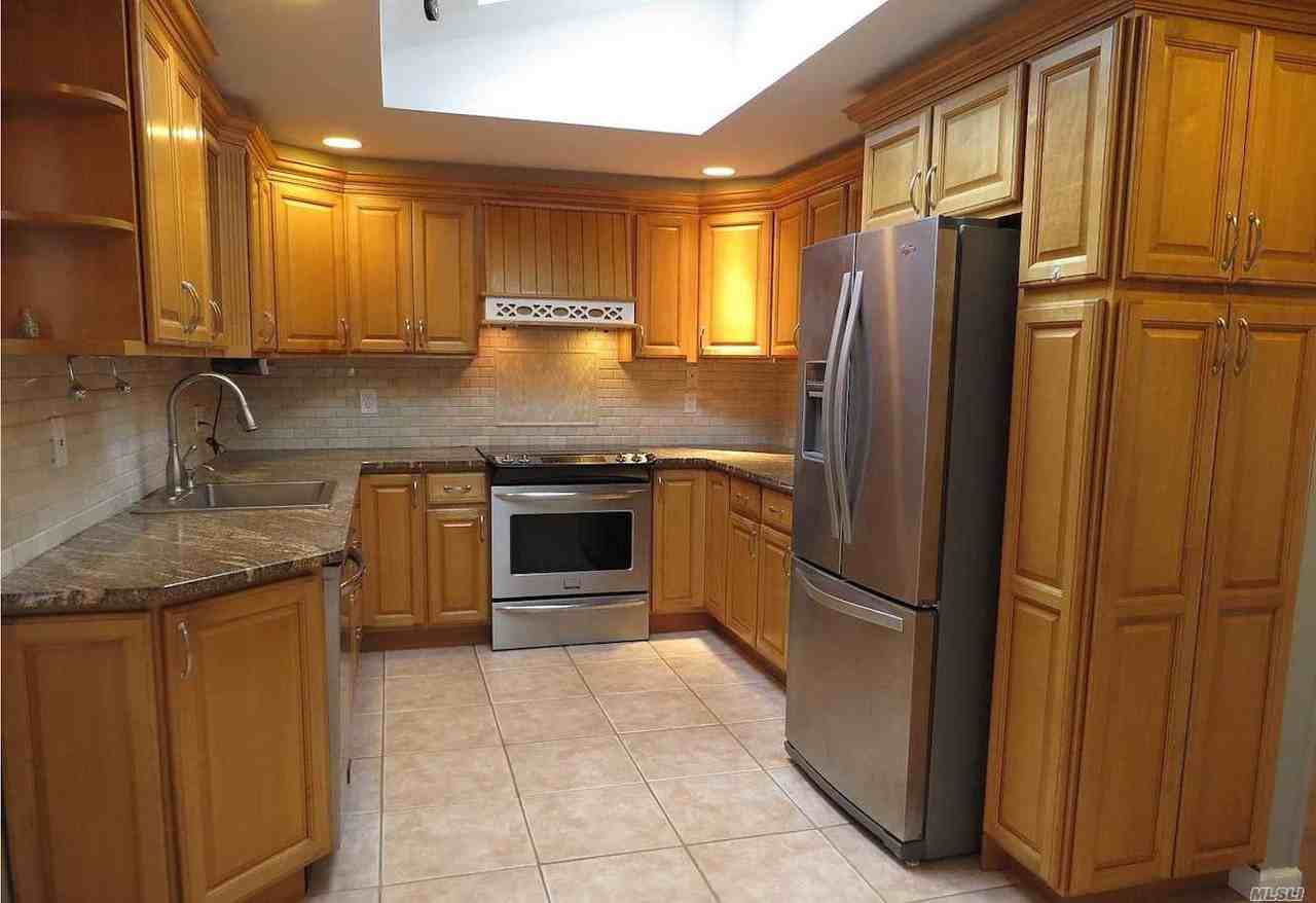 27 19th Ave - Photo 2 of 9