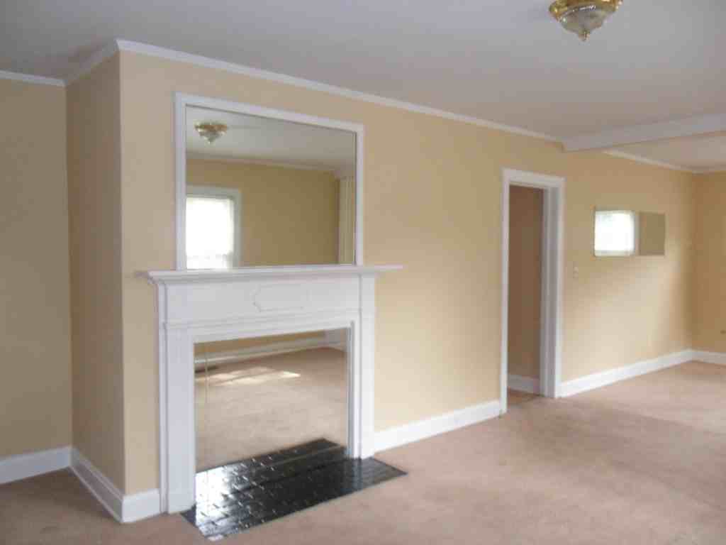 1314 Skyview Rd - Photo 3 of 15