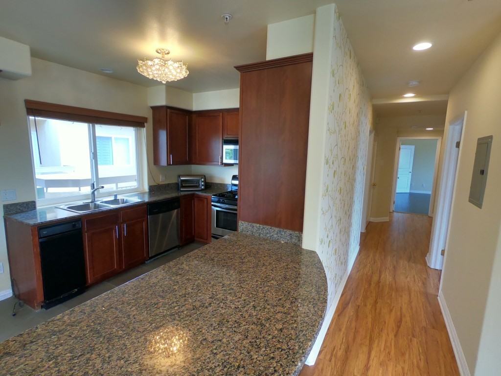 Cameron Pl. & N. Jackson St. - Photo 3 of 46