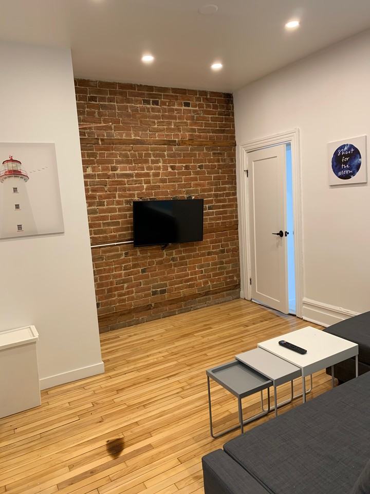3479 Rue Jeanne-Mance ##4 - Photo 3 of 15