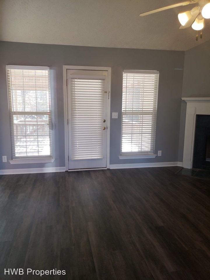 237 Magnolia Dr - Photo 3 of 13