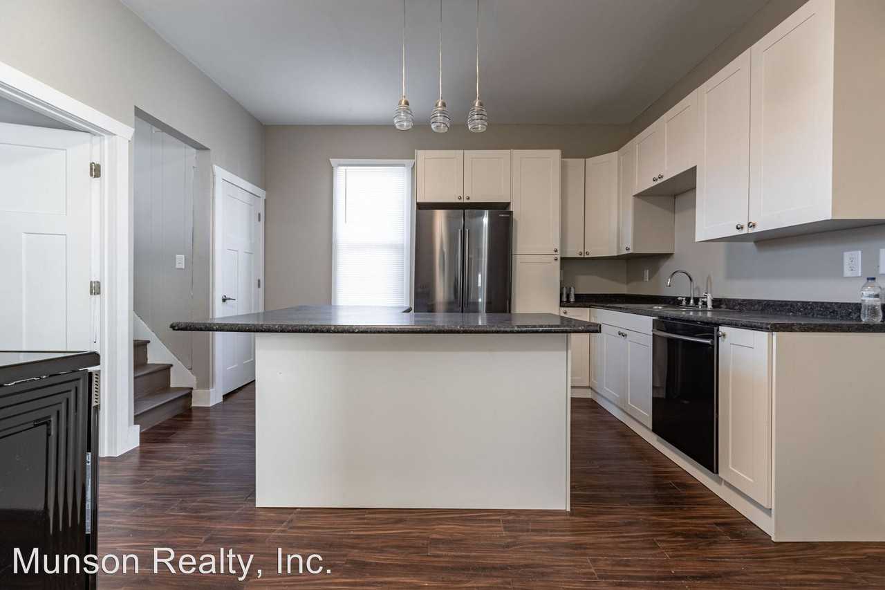 903 Farnam St Apartments For Rent In La Crosse 903 Farnam St Apartments For Rent In La Crosse