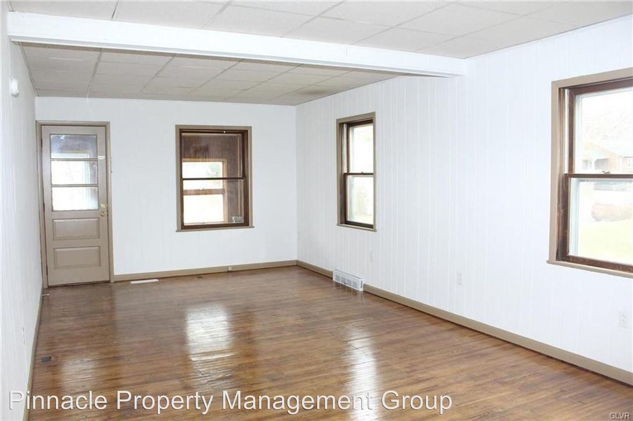 410 Messinger St - Photo 2 of 11